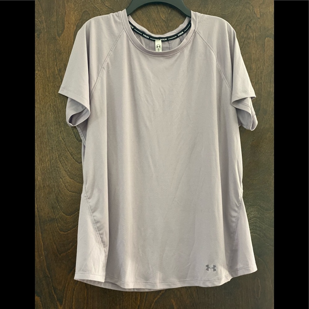 Under Amour Run fitted top